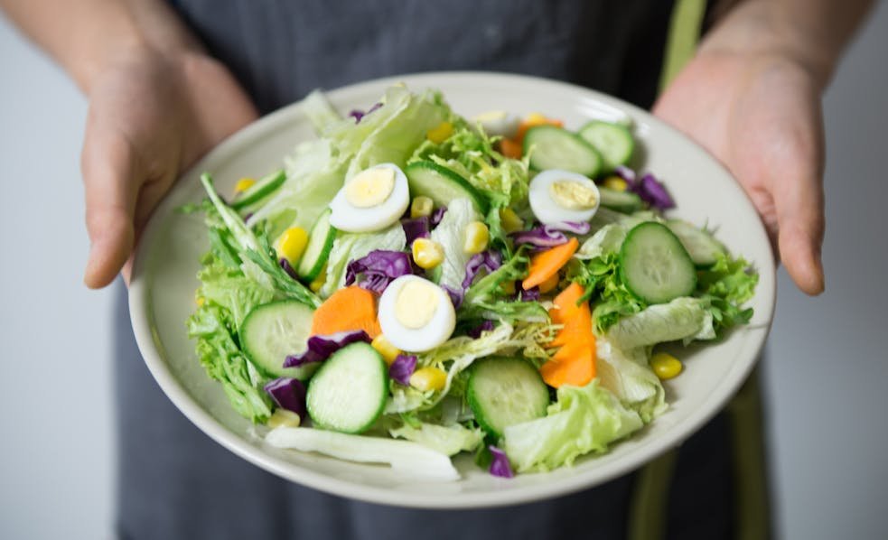 10 Healthy Eating Strategies Backed by Science (No Fad Diets Here)
